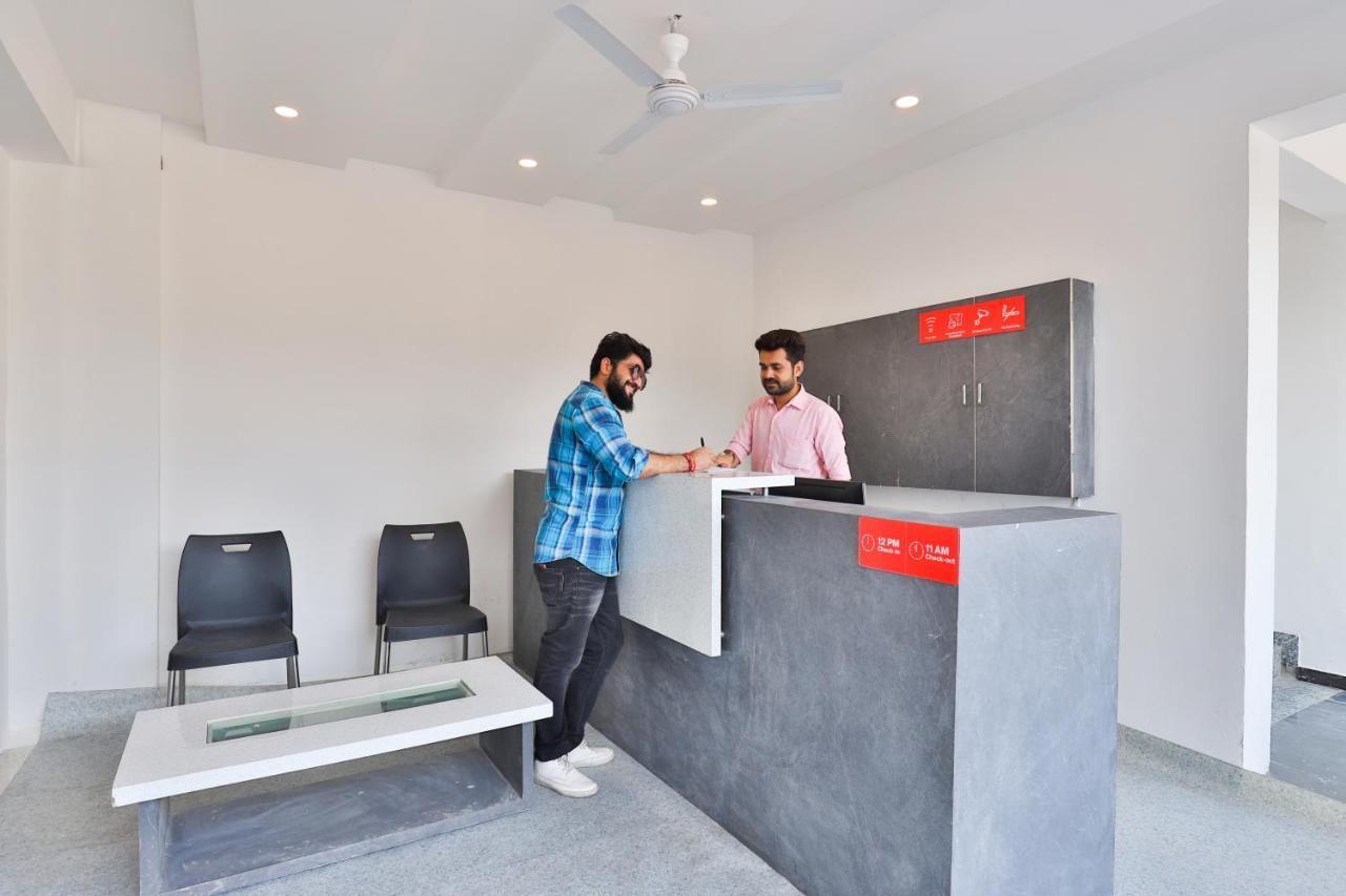 Nova Hotel New Crossroad Rajkot Exterior photo