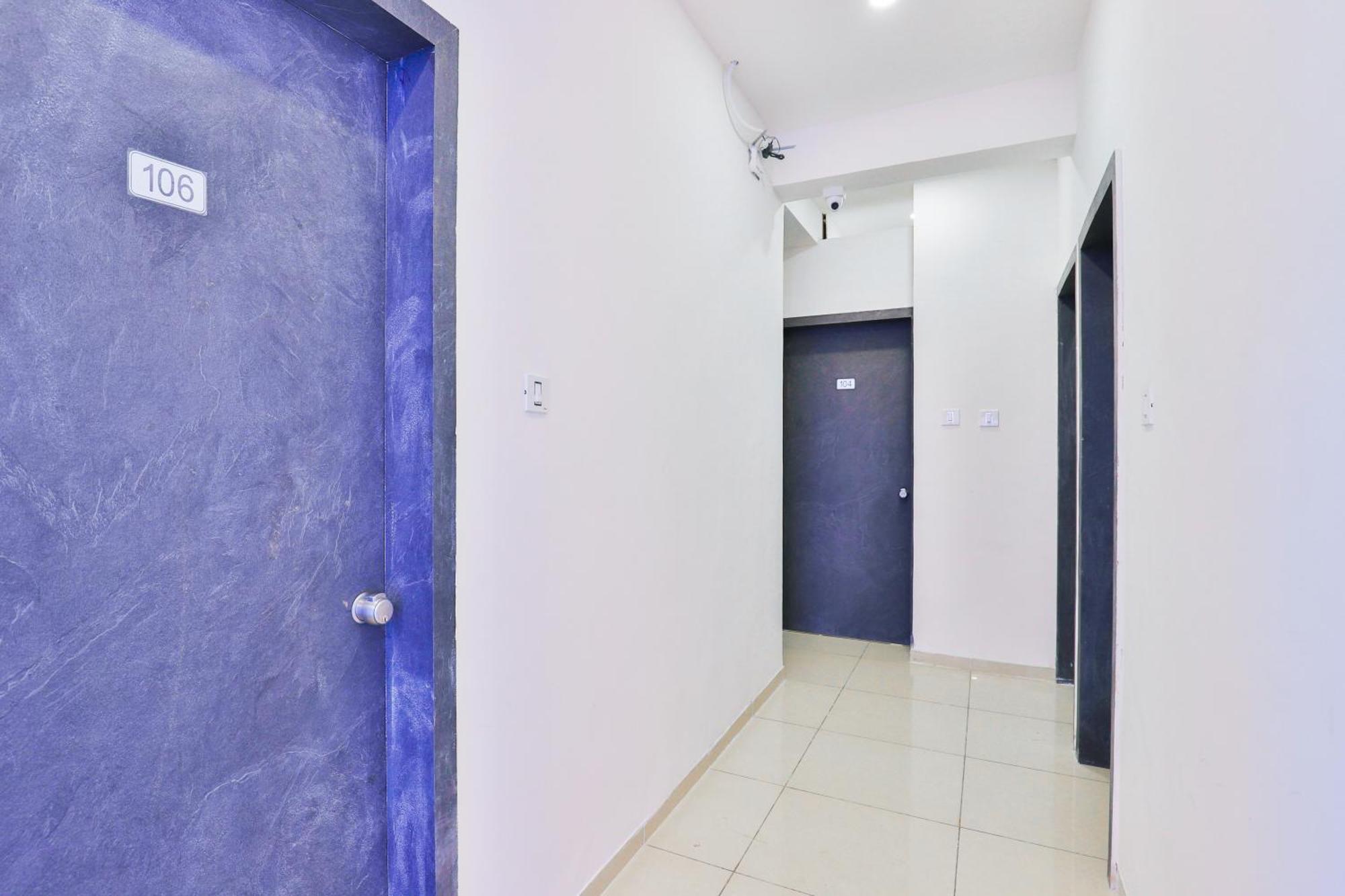 Nova Hotel New Crossroad Rajkot Exterior photo